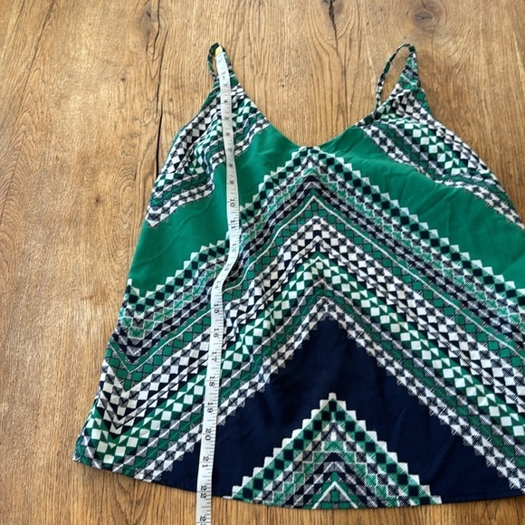 BANANA REPUBLIC GREEN AND NAVY TANK DIAMONDS - Picture 4 of 7